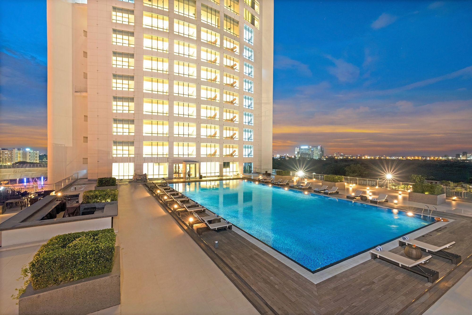 Отель The Westin Kolkata Rajarhat Экстерьер фото